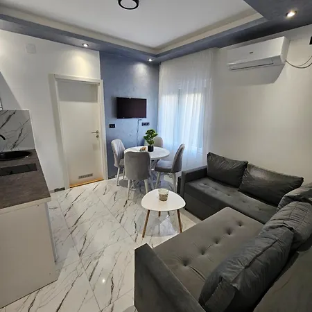 شقة Katalina باغينا باستا